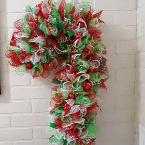 Deco mesh candy cane Christmas wreath